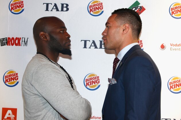 AUCKLAND, NEW ZEALAND - MAY 18:  Carlos Takam (L) and Joseph Parker (R) pose following a press conference at Burger King on May 18, 2016 in Auckland, New Zealand.  (Photo by Phil Walter/Getty Images)