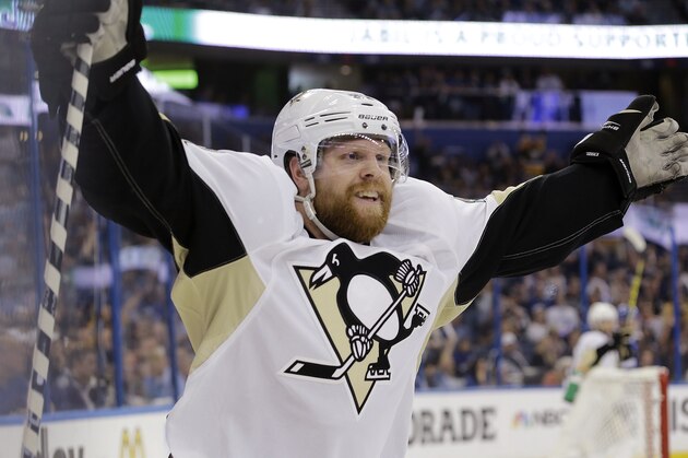Pittsburgh Penguins right wing Phil Kessel celebrates his goal during the third period of Game 3 of the NHL hockey Stanley Cup Eastern Conference finals against the Tampa Bay Lightning, Wednesday, May 18, 2016, in Tampa, Fla. (AP Photo/Chris O'Meara)