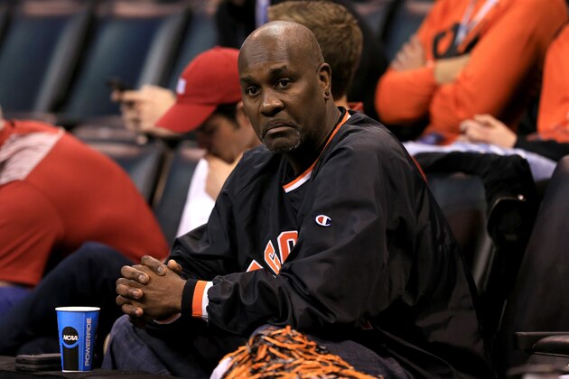 OKLAHOMA CITY, OKLAHOMA - MARCH 18:  Hall of fame basketball player Gary Payton watches his son Gary Payton II #1 of the Oregon State Beavers take on the Virginia Commonwealth Rams in the first half in the first round of the 2016 NCAA Men's Basketball Tournament at Chesapeake Energy Arena on March 18, 2016 in Oklahoma City, Oklahoma.  (Photo by Tom Pennington/Getty Images)