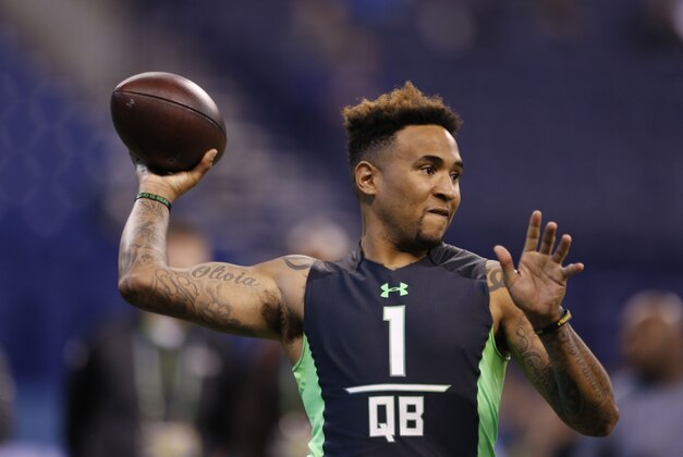 Feb 27, 2016; Indianapolis, IN, USA; Oregon Ducks quarterback Vernon Adams throws a pass during the 2016 NFL Scouting Combine at Lucas Oil Stadium. Mandatory Credit: Brian Spurlock-USA TODAY Sports