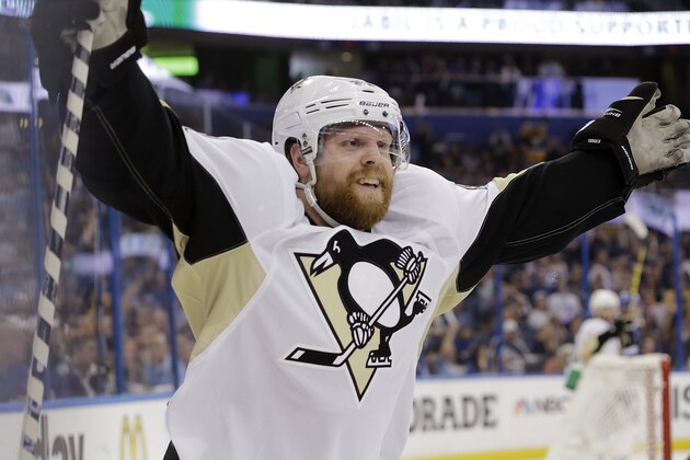 Pittsburgh Penguins right wing Phil Kessel celebrates his goal during the third period of Game 3 of the NHL hockey Stanley Cup Eastern Conference finals against the Tampa Bay Lightning, Wednesday, May 18, 2016, in Tampa, Fla. (AP Photo/Chris O'Meara)