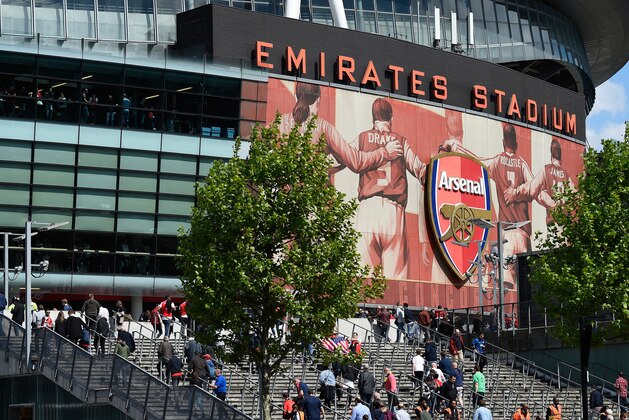LONDON, UNITED KINGDOM - MAY 15:  Fans arrive at the stadium prior to the Barclays Premier League match between Arsenal and Aston Villa at Emirates Stadium on May 15, 2016 in London, England.  (Photo by Mike Hewitt/Getty Images)