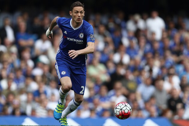 LONDON, ENGLAND - MAY 15:  Nemanja Matic of Chelsea in action during the Barclays Premier League match between Chelsea and Leicester City at Stamford Bridge on May 15, 2016 in London, England.  (Photo by Paul Gilham/Getty Images)