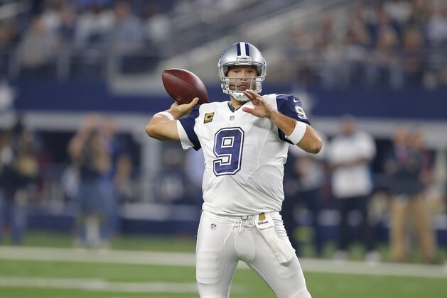 Dallas Cowboys quarterback Tony Romo (9) passes against the Carolina Panthers during an NFL football game, Thursday, Nov. 26, 2015, in Arlington, Texas. (AP Photo/Brandon Wade)