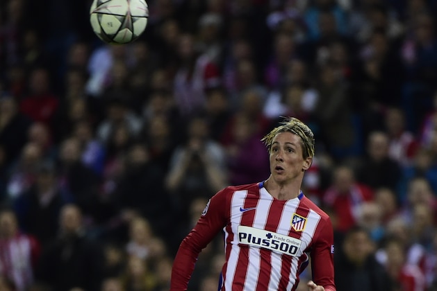 Atletico Madrid's forward Fernando Torres eyes the ball during the UEFA Champions League semi-final first leg football match Atletico de Madrid vs Bayern Munich at the Vicente Calderon stadium in Madrid on April 27, 2016. / AFP / PIERRE-PHILIPPE MARCOU        (Photo credit should read PIERRE-PHILIPPE MARCOU/AFP/Getty Images)