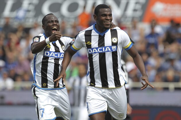 BERGAMO, ITALY - MAY 08:  Duvan Zapata (R) of Udinese Calcio celebrates with his team-mate Babu Emmanuel Agyemang (L) after scoring the opening goal during the Serie A match between Atalanta BC and Udinese Calcio at Stadio Atleti Azzurri d'Italia on May 8, 2016 in Bergamo, Italy.  (Photo by Marco Luzzani/Getty Images)