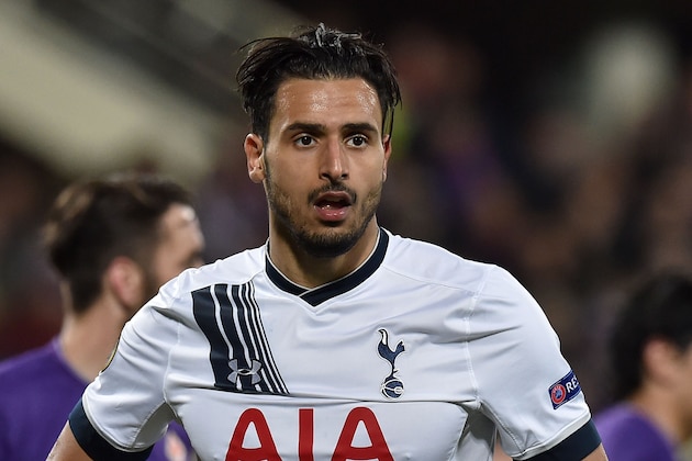 FLORENCE, ITALY - FEBRUARY 18:  Nacer Chadli of Tottenham Hotspur in action during the UEFA Europa League Round of 32 first leg match between Fiorentina and Tottenham Hotspur at Stadio Artemio Franchi on February 18, 2016 in Florence, Italy.  (Photo by Giuseppe Bellini/Getty Images)