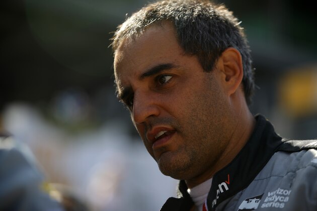 INDIANAPOLIS, IN - MAY 27:  Juan Pablo Montoya of Columbia, driver of the #2 Verizon Team Penske Chevrolet prepares to practice on Carb Day ahead of the 100th running of the Indianapolis 500 at Indianapolis Motorspeedway on May 27, 2016 in Indianapolis, Indiana.  (Photo by Chris Graythen/Getty Images)