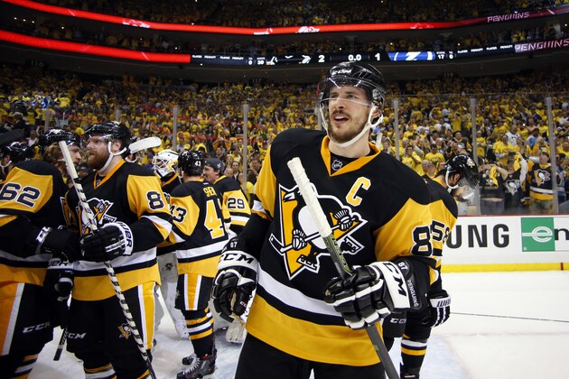 PITTSBURGH, PA - MAY 26:  Sidney Crosby #87 of the Pittsburgh Penguins in action against the Tampa Bay Lightning in Game Seven of the Eastern Conference Final during the 2016 NHL Stanley Cup Playoffs at Consol Energy Center on May 26, 2016 in Pittsburgh, Pennsylvania.  (Photo by Justin K. Aller/Getty Images)
