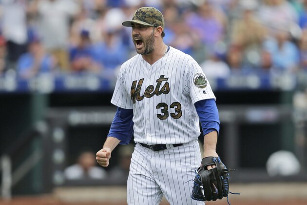 New York Mets starting pitcher Matt Harvey reacts during the seventh inning of a baseball game against the Chicago White Sox at Citi Field, Monday, May 30, 2016 in New York. (AP Photo/Seth Wenig)