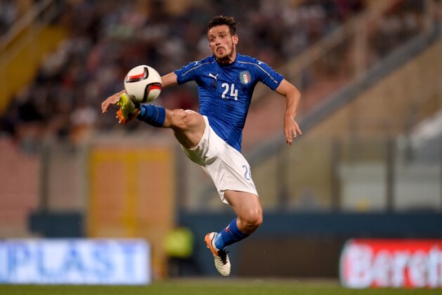MALTA, MALTA - MAY 29:  Alessandro Florenzi of Italy in action during the international friendly between Italy and Scotland on May 29, 2016 in Malta, Malta.  (Photo by Claudio Villa/Getty Images)