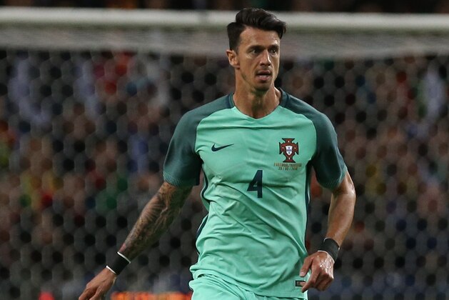 PORTO, PORTUGAL - MAY 29:  Portugal defender Jose Fonte in action during the International Friendly match between Portugal and Norway at Estadio do Dragao on May 29, 2016 in Porto, Portugal.  (Photo by Gualter Fatia/Getty Images)