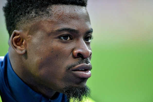 PARIS, FRANCE - APRIL 23:  Serge Aurier of Paris Saint-Germain reacts during warmup before the French Cup Final game between Paris Saint-Germain and Llosc Lille at Stade de France on April 23, 2016 in Paris, France.  (Photo by Aurelien Meunier/Getty Images)