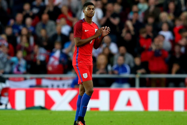 SUNDERLAND, ENGLAND - MAY 27:  Marcus Rashford of England applauds the fans during the International Friendly match between England and Australia at Stadium of Light on May 27, 2016 in Sunderland, England.  (Photo by Alex Livesey/Getty Images)