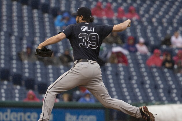 PHILADELPHIA, PA - MAY 21: Jason Grilli #39 of the Atlanta Braves pitches against the Philadelphia Phillies at Citizens Bank Park on May 21, 2016 in Philadelphia, Pennsylvania. (Photo by Mitchell Leff/Getty Images) PHILADELPHIA, PA - MAY 21: Jason Grilli #39 of the Atlanta Braves pitches against the Philadelphia Phillies at Citizens Bank Park on May 21, 2016 in Philadelphia, Pennsylvania. (Photo by Mitchell Leff/Getty Images)