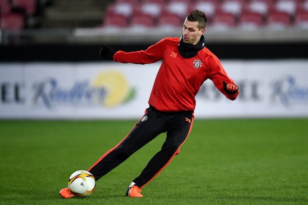 HERNING, DENMARK - FEBRUARY 17:  Morgan Schneiderlin of Manchester United makes a pass during a training session ahead of the UEFA Europa League Round of 32 match between FC Midtjylland and Manchester United at Herning MCH Multi Arena on February 17, 2016 in Herning, Denmark.  (Photo by Michael Regan/Getty Images)