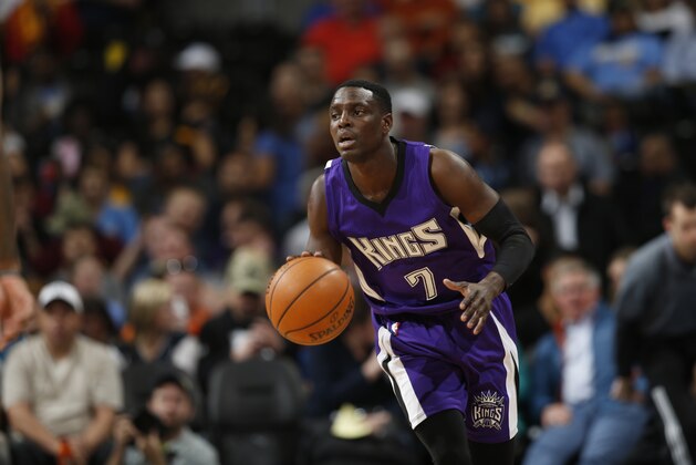 Sacramento Kings guard Darren Collison (7) in the first half of an NBA basketball game Saturday, April 2, 2016, in Denver. (AP Photo/David Zalubowski)