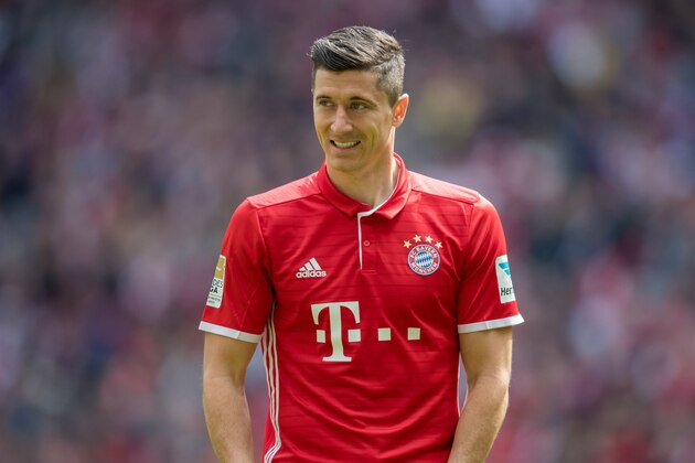 MUNICH, GERMANY - MAY 14:  Robert Lewandowski of Muenchen looks on during the Bundesliga match between FC Bayern Muenchen and Hannover 96 at Allianz Arena on May 14, 2016 in Munich, Germany.  (Photo by Boris Streubel/Getty Images)
