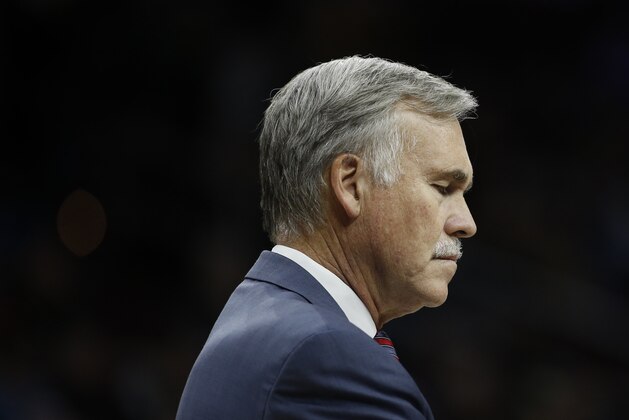 Philadelphia 76ers associate head coach Mike D'Antoni in action during an NBA basketball game against the Minnesota Timberwolves, Monday, Jan. 4, 2016, in Philadelphia. (AP Photo/Matt Slocum)