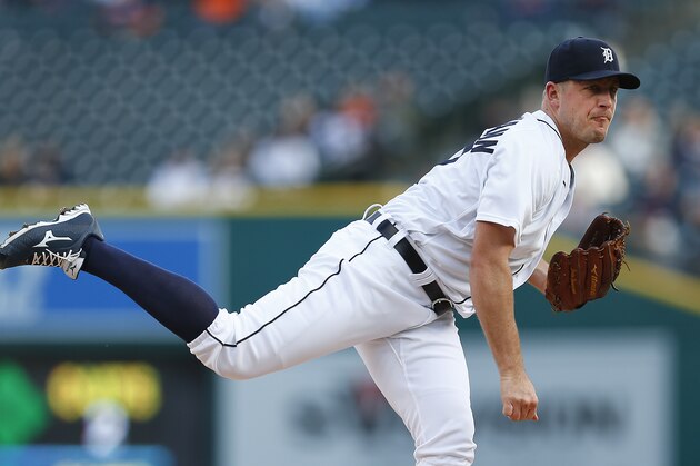 Detroit Tigers pitcher Jordan Zimmermann throws against the Minnesota Twins in the first inning of a baseball game, Monday, May 16, 2016 in Detroit. (AP Photo/Paul Sancya)