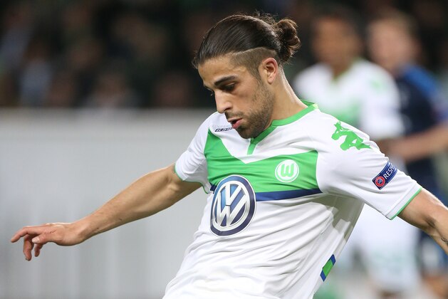 WOLFSBURG, GERMANY - APRIL 6: Ricardo Rodriguez of Wolfsburg in action during the UEFA Champions League quarter final first leg match between VfL Wolfsburg and Real Madrid at Volkswagen Arena on April 6, 2016 in Wolfsburg, Germany. (Photo by Jean Catuffe/Getty Images)