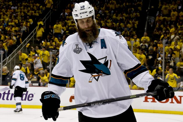 San Jose Sharks' Joe Thornton (19) plays against  the Pittsburgh Penguins during the third period in Game 2 of the NHL hockey Stanley Cup Finals on Wednesday, June 1, 2016, in Pittsburgh. (AP Photo/Keith Srakocic)