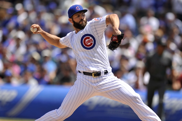 Chicago Cubs starter Jake Arrieta delivers a pitch during the first inning of a baseball game against the Arizona Diamondbacks, Sunday, June 5, 2016, in Chicago. (AP Photo/Paul Beaty)