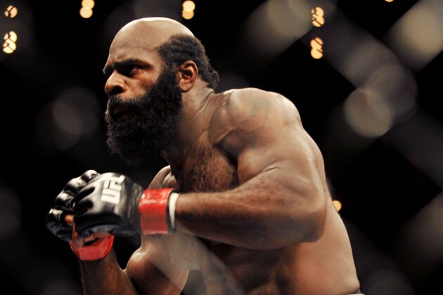 LAS VEGAS - DECEMBER 05:  UFC fighter Kimbo Slice (pictured) battles UFC fighter Houston Alexander during their Heavyweight fight at The Ultimate Fighter Season 10 Finale on December 5, 2009 in Las Vegas, Nevada.  (Photo by Jon Kopaloff/Getty Images)