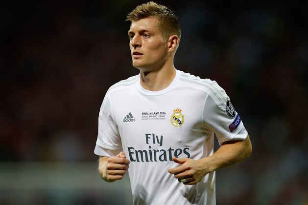 MILAN, ITALY - MAY 28:  Toni Kroos of Real Madrid looks on during the Champions League final match between Real Madrid and Club Atletico de Madrid at Stadio Giuseppe Meazza on May 28, 2016 in Milan, Italy.  (Photo by Boris Streubel/Getty Images)