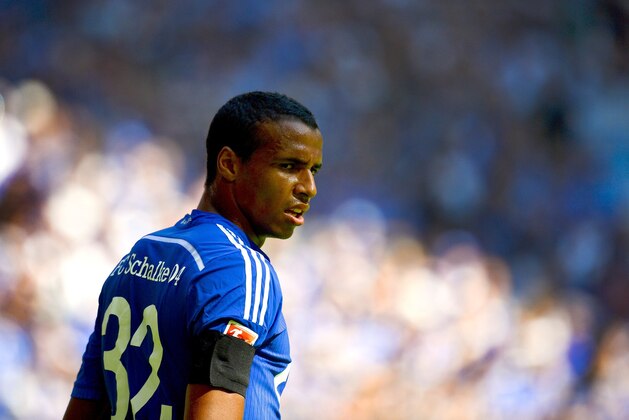 Schalke's Cameroonian defender Joel Matip reacts during the German first division Bundesliga football match FC Schalke 04 v SV Darmstadt 98, on August 22, 2015 in Gelsenkirchen.   AFP PHOTO / SASCHA SCHUERMANN RESTRICTIONS: DURING MATCH TIME: DFL RULES TO LIMIT THE ONLINE USAGE TO 15 PICTURES PER MATCH AND FORBID IMAGE SEQUENCES TO SIMULATE VIDEO.  == RESTRICTED TO EDITORIAL USE == FOR FURTHER QUERIES PLEASE CONTACT DFL DIRECTLY AT + 49 69 650050.        (Photo credit should read SASCHA SCHUERMANN/AFP/Getty Images)