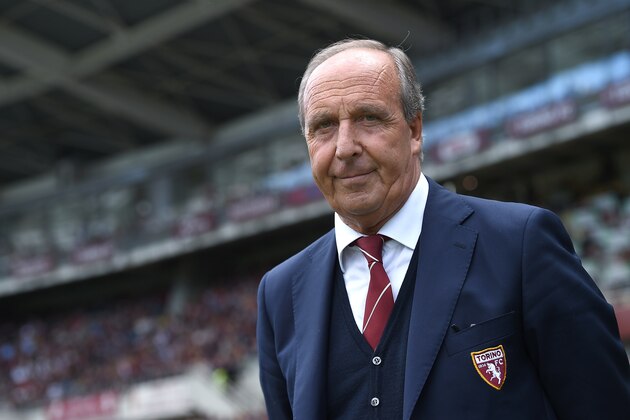 TURIN, ITALY - APRIL 24:  Torino FC head coach Giampiero Ventura looks on during the Serie A match between Torino FC and US Sassuolo Calcio at Stadio Olimpico Grande Torino on April 24, 2016 in Turin, Italy.  (Photo by Valerio Pennicino/Getty Images)