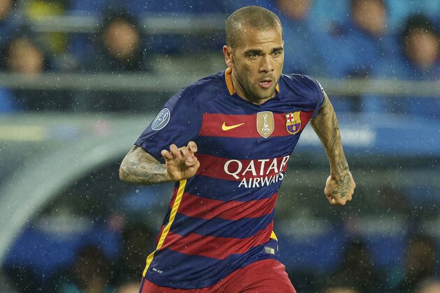 Dani Alves of FC Barcelona during the UEFA Champions League round of 16 match between FC Barcelona and Arsenal on March 16, 2015 at the CampNou stadium in Barcelona, Spain.(Photo by VI Images via Getty Images)