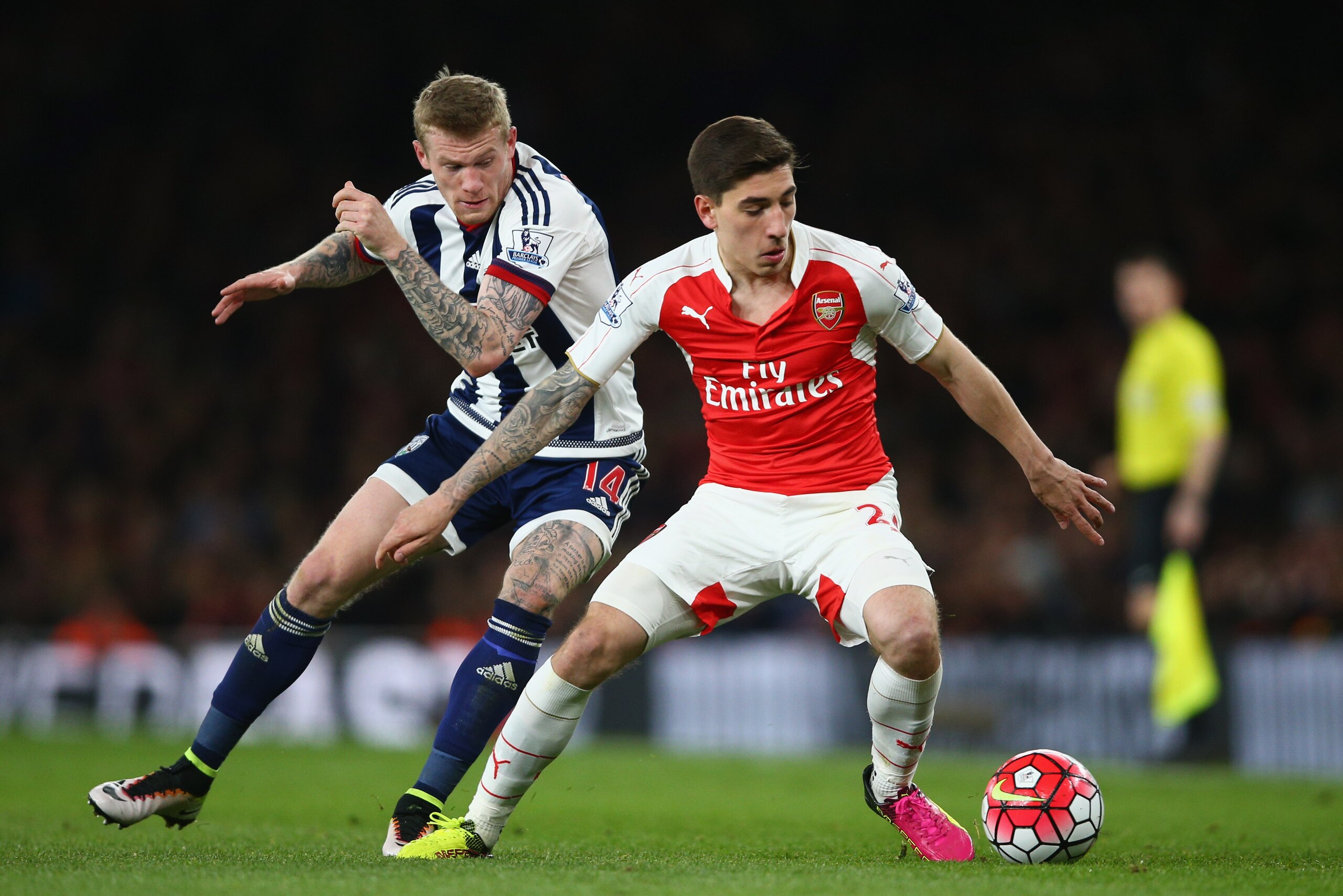 LONDON, ENGLAND - APRIL 21:  Hector Bellerin of Arsenal evades James McClean of West Bromwich Albion during the Barclays Premier League match between Arsenal and West Bromwich Albion at the Emirates Stadium on April 21, 2016 in London, England.  (Photo by Paul Gilham/Getty Images)