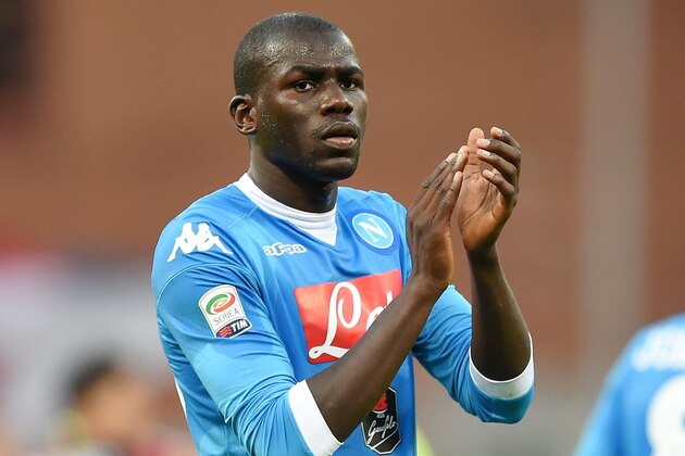GENOA, ITALY - NOVEMBER 01:  Kalidou Koulibaly of Napoli in action during the Serie A match between Genoa CFC and SSC Napoli at Stadio Luigi Ferraris on November 1, 2015 in Genoa, Italy.  (Photo by Francesco Pecoraro/Getty Images)