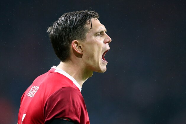 COPENHAGEN, DENMARK - NOVEMBER 17:  Daniel Agger of Denmark shouts instructions during the UEFA EURO 2016 Qualifier Play-Off Second Leg match between Denmark and Sweden at Parken Stadium on November 17, 2015 in Copenhagen, Denmark.  (Photo by Alex Livesey/Getty Images)