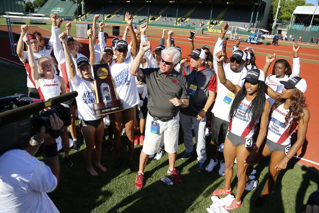 Arkansas celebrates winning the women's team title at the NCAA outdoor track and field championships in Eugene, Ore., Saturday, June 11, 2016. (AP Photo/Ryan Kang)