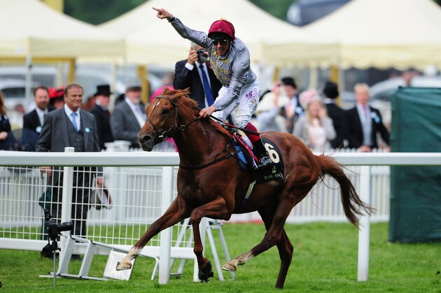 ASCOT, UNITED KINGDOM - JUNE 14: Frankie Dettori on board Galileo Gold celebrates after winning the St James's Palace Stakes during Day One of Royal Ascot 2016 at Ascot Racecourse on June 14, 2016 in Ascot, England. (Photo by Harry Trump/Getty Images)