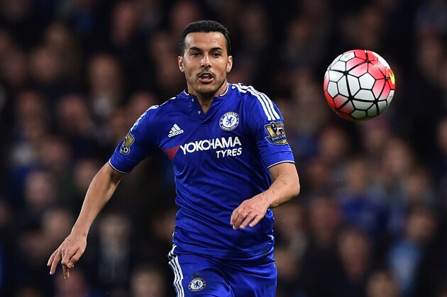 Chelsea's Spanish midfielder Pedro chases the ball during the English Premier League football match between Chelsea and Tottenham Hotspur at Stamford Bridge in London on May 2, 2016. / AFP / BEN STANSALL / RESTRICTED TO EDITORIAL USE. No use with unauthorized audio, video, data, fixture lists, club/league logos or 'live' services. Online in-match use limited to 75 images, no video emulation. No use in betting, games or single club/league/player publications.  /         (Photo credit should read BEN STANSALL/AFP/Getty Images)