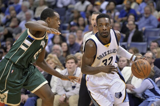 FILE - In this Thursday, Jan. 28, 2016 file photo, Memphis Grizzlies forward Jeff Green (32) drives against Milwaukee Bucks guard Khris Middleton in the second half of an NBA basketball game in Memphis, Tenn. Two people with knowledge of the deal says the Memphis Grizzlies have traded forward Jeff Green to the Los Angeles Clippers in exchange for guard Lance Stephenson, Thursday, Feb. 18, 2016. (AP Photo/Brandon Dill, File)
