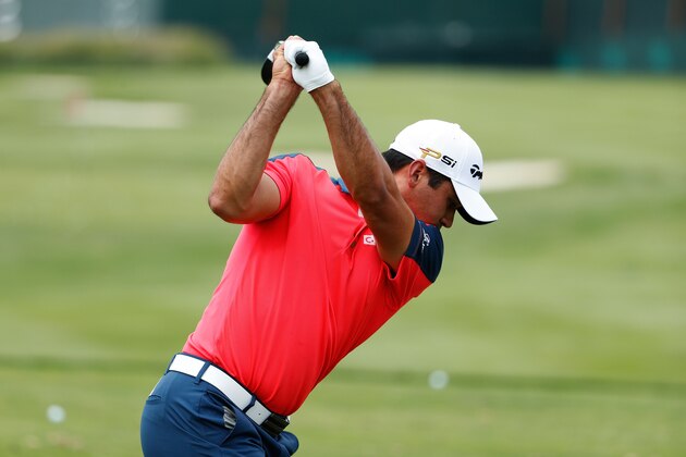 OAKMONT, PA - JUNE 15:  Jason Day of Australia hits a shot on the practice range during a practice round prior to the U.S. Open at Oakmont Country Club on June 15, 2016 in Oakmont, Pennsylvania.  (Photo by Christian Petersen/Getty Images)