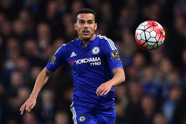 Chelsea's Spanish midfielder Pedro chases the ball during the English Premier League football match between Chelsea and Tottenham Hotspur at Stamford Bridge in London on May 2, 2016. / AFP / BEN STANSALL / RESTRICTED TO EDITORIAL USE. No use with unauthorized audio, video, data, fixture lists, club/league logos or 'live' services. Online in-match use limited to 75 images, no video emulation. No use in betting, games or single club/league/player publications.  /         (Photo credit should read BEN STANSALL/AFP/Getty Images)