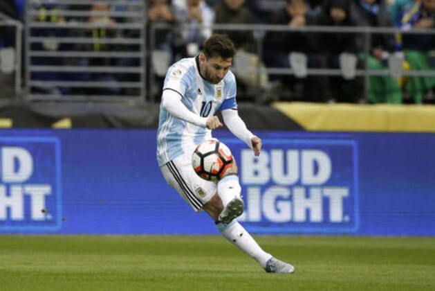 Argentina's Lionel Messi takes a free kick during a Copa America Centenario Group D soccer match against Bolivia, Tuesday, June 14, 2016, at CenturyLink Field in Seattle. (AP Photo/Ted S. Warren)