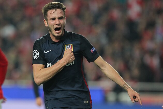 LISBON, PORTUGAL - DECEMBER 08: Atletico Madrid's midfielder Saul celebrates scoring Atletico Madrid's first goal during the UEFA Champions League Group C match between SL Benfica and Club Atletico de Madrid at Estadio da Luz on December 08, 2015 in Lisbon, Portugal.  (Photo by Carlos Rodrigues/Getty Images)