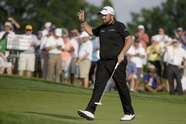 Shane Lowry, of Republic of Ireland, reacts after making a birdie on the seventh hole during third round of the U.S. Open golf championship at Oakmont Country Club on Saturday, June 18, 2016, in Oakmont, Pa. (AP Photo/John Minchillo)