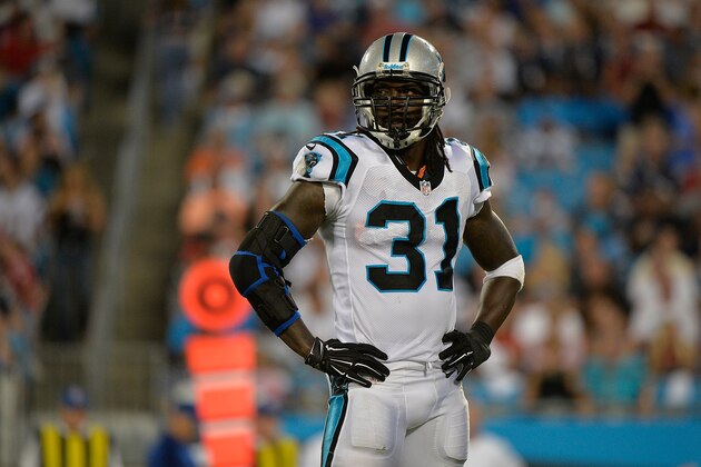 CHARLOTTE, NC - AUGUST 28:  Charles Tillman #31 of the Carolina Panthers against the New England Patriots during their preseason NFL game at Bank of America Stadium on August 28, 2015 in Charlotte, North Carolina.  (Photo by Grant Halverson/Getty Images)