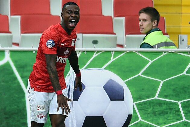 MOSCOW, RUSSIA - APRIL 26: Quincy Promes of FC Spartak Moscow celebrates after scoring a goal during the Russian Premier League match between FC Spartak Moscow and FC Rubin Kazan at the Arena Otkritie Stadium on April 26, 2015 in Moscow, Russia.  (Photo by Epsilon/Getty Images)