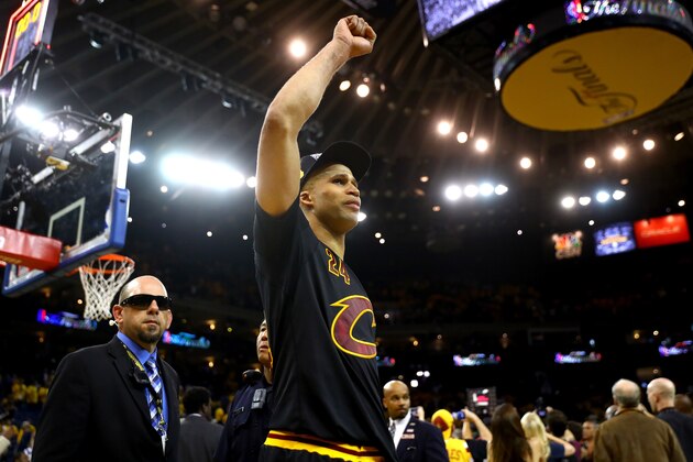OAKLAND, CA - JUNE 19:  Richard Jefferson #24 of the Cleveland Cavaliers celebrates after defeating the Golden State Warriors 93-89 in Game 7 to win the 2016 NBA Finals at ORACLE Arena on June 19, 2016 in Oakland, California. NOTE TO USER: User expressly acknowledges and agrees that, by downloading and or using this photograph, User is consenting to the terms and conditions of the Getty Images License Agreement.  (Photo by Ezra Shaw/Getty Images)