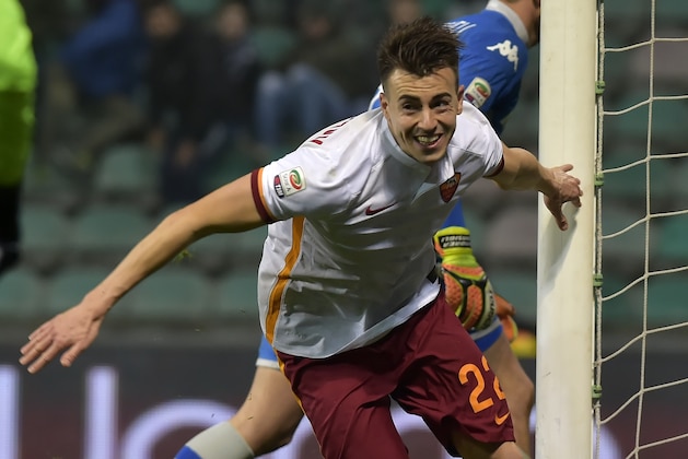 Roma’s Stephen El Shaarawy celebrates after scoring a goal during their Serie A soccer match against Sassuolo, at Reggio Emilia's Mapei stadium, Italy, Tuesday, Feb. 2, 2016. (AP Photo/Marco Vasini)