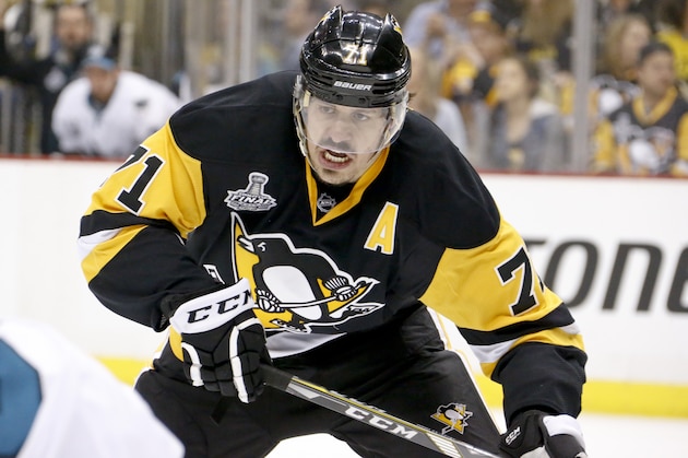 Pittsburgh Penguins' Evgeni Malkin (71) plays against the San Jose Sharks during the first period in Game 2 of the NHL hockey Stanley Cup finals on Wednesday, June 1, 2016, in Pittsburgh. (AP Photo/Keith Srakocic)