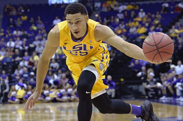 LSU forward Ben Simmons (25) drives the lane in the first half of an NCAA college basketball game in Baton Rouge, La., Monday, Nov. 16, 2015. LSU won 91-69. (AP Photo/Bill Feig)